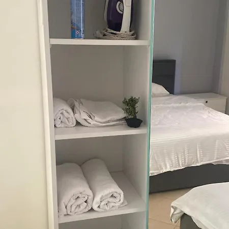 Apartment Xhorxhia &room *