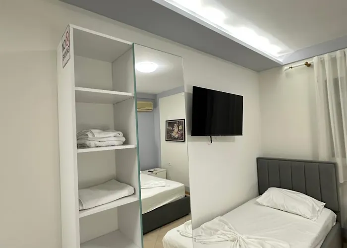 Xhorxhia &room * Tirana