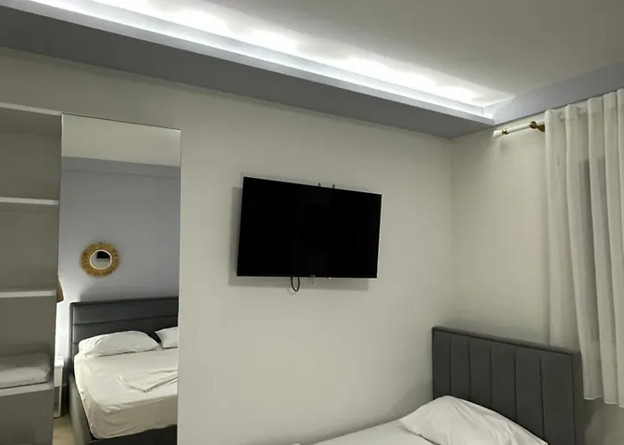Xhorxhia &room * Tirana